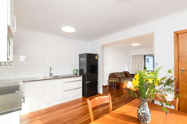 Spacious one bedroom fully furnished