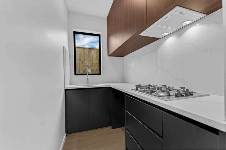 2A Matatahi Road Flat Bush_9