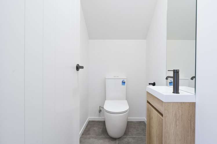 38b Caversham Drive Torbay_16