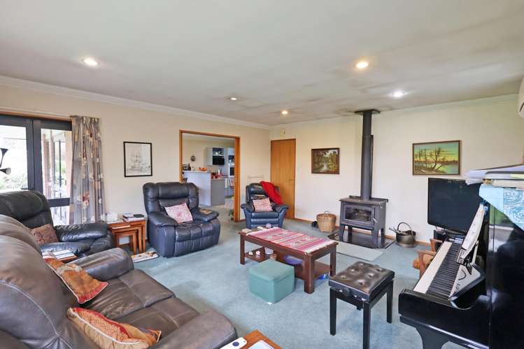 14 Danube Road Winton Surrounds_6