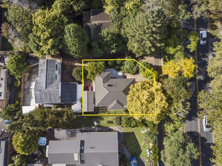 233 Saint Andrews Road Epsom_14