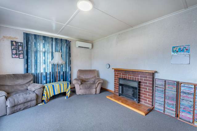 72 MacDonald Street Marchwiel_3