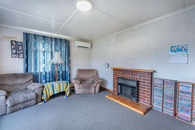 72 MacDonald Street Marchwiel_3