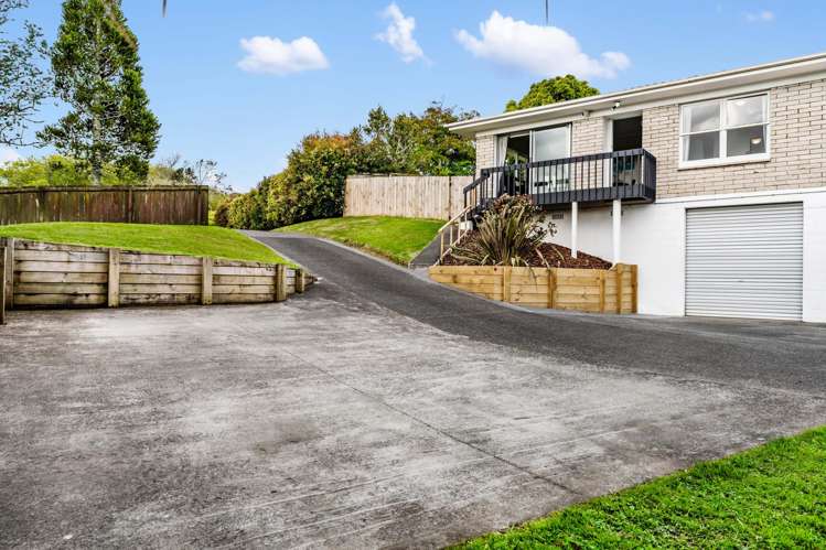 1/6 Segedin Place Glenfield_14