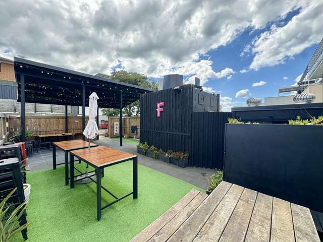 108 Maunganui Road Mount Maunganui_3