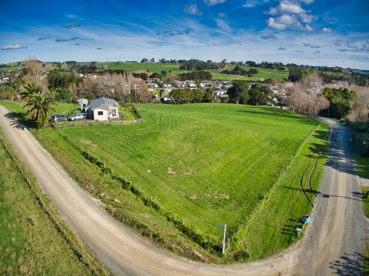 76 Marshall Road Kaiwaka_14