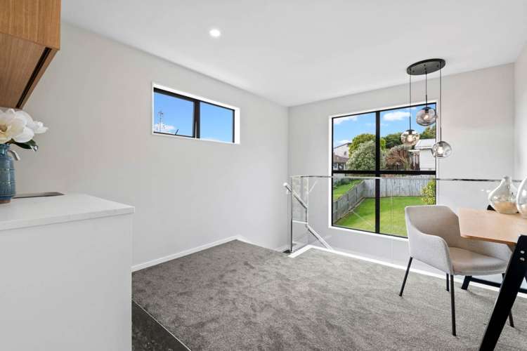 94C Bond Crescent Forrest Hill_6