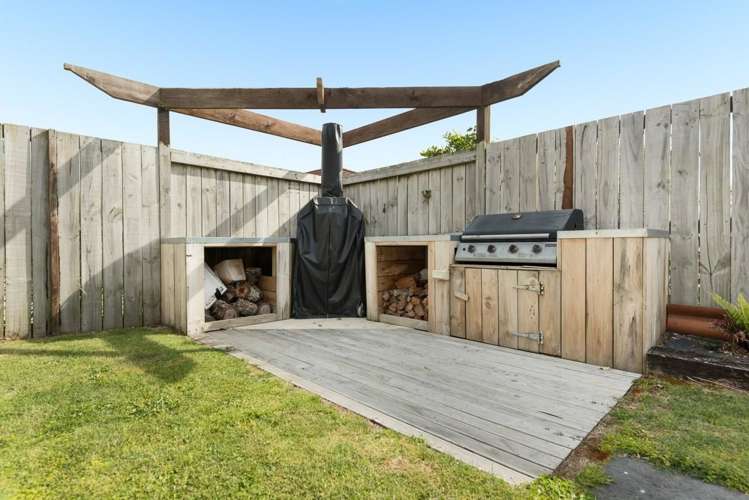 14 The Glade Papamoa_10