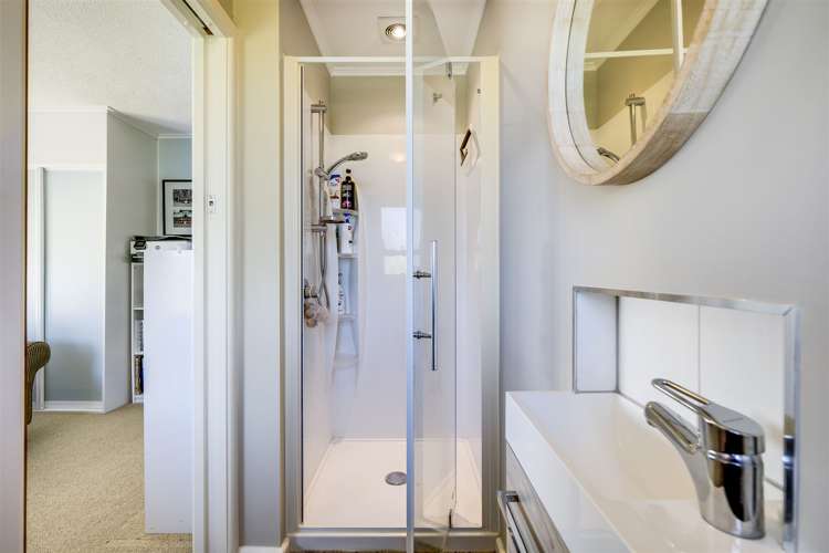 47 Le Quesne Road Bay View_9