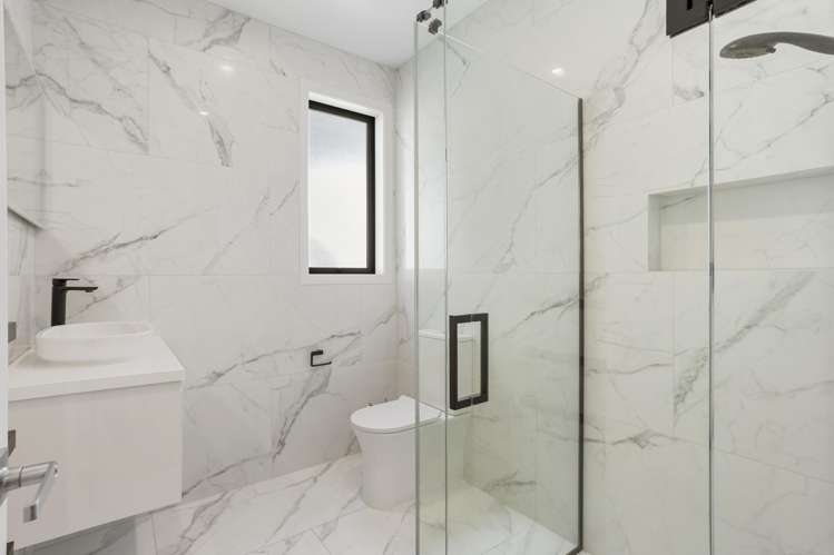 92A Flanshaw Street Te Atatu South_14