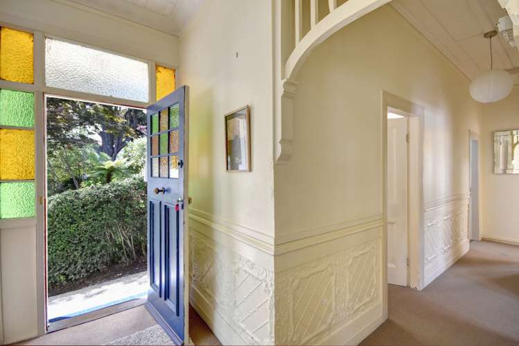 206 North Road North East Valley_5