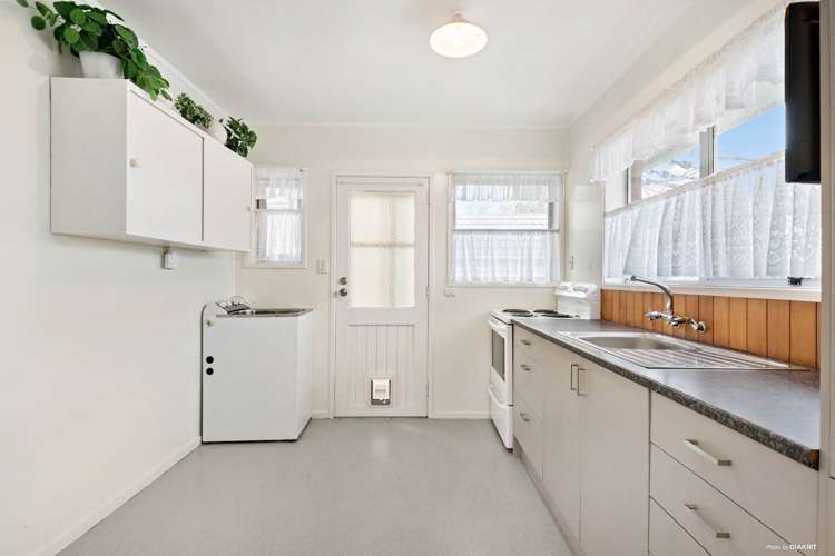 4/178 Church Street Onehunga_4