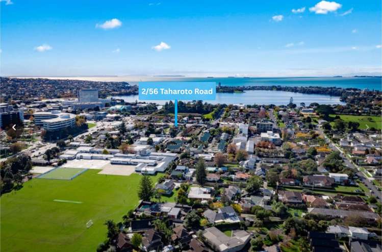 2/56a Taharoto Road Takapuna_17