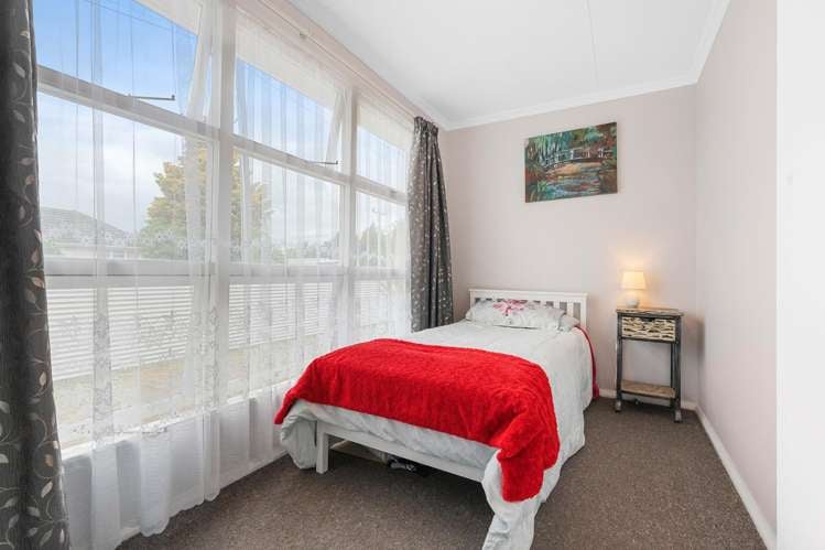 80 Harley Street Masterton_10