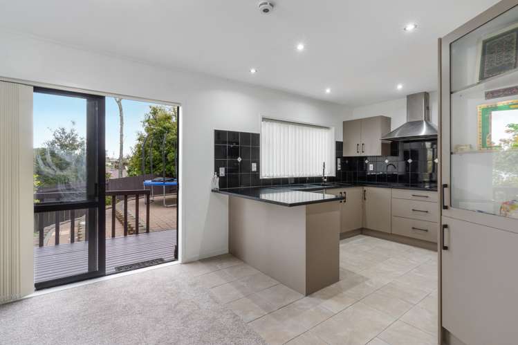 1/6 Eugenia Rise Totara Heights_4