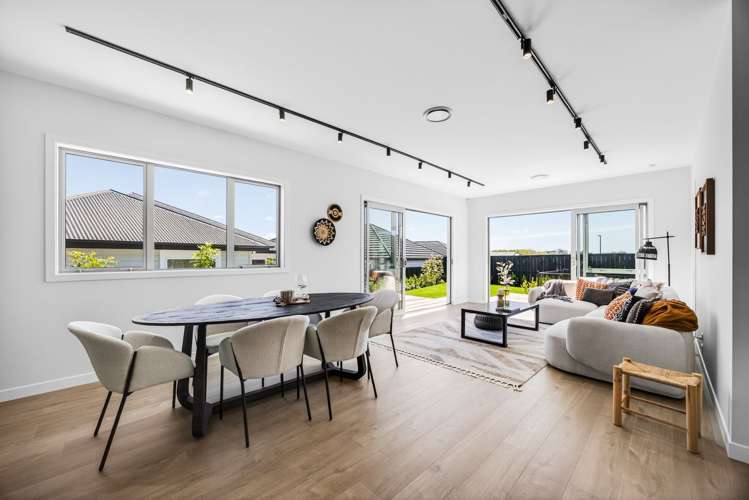 28 Tukutata Crescent_3
