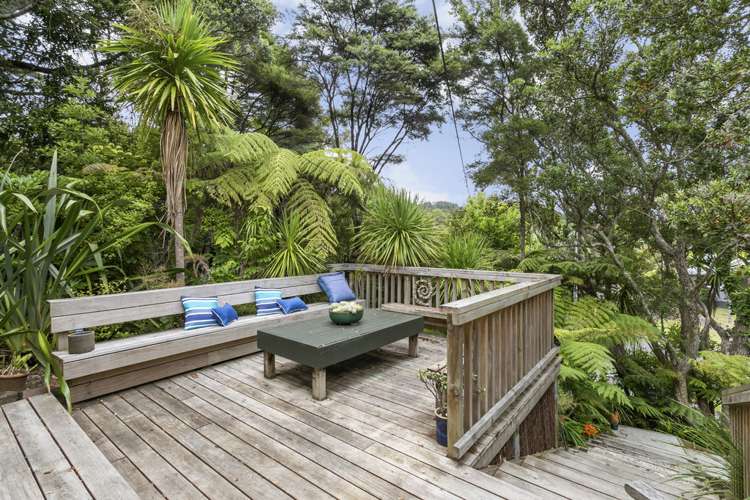 63 Woodfern Crescent Titirangi_8