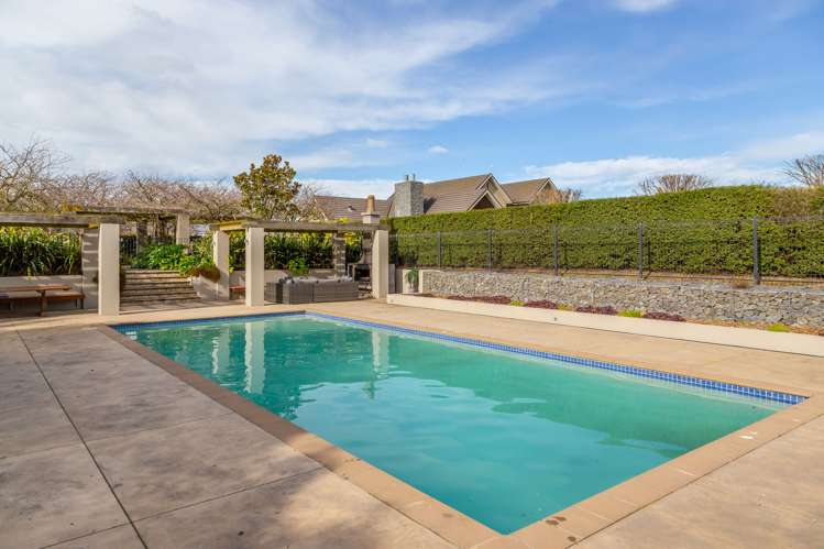 162 Burdons Road Burnham_32