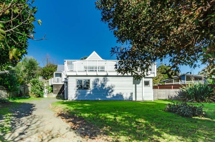 11 Hicks Crescent Waikanae Beach_19