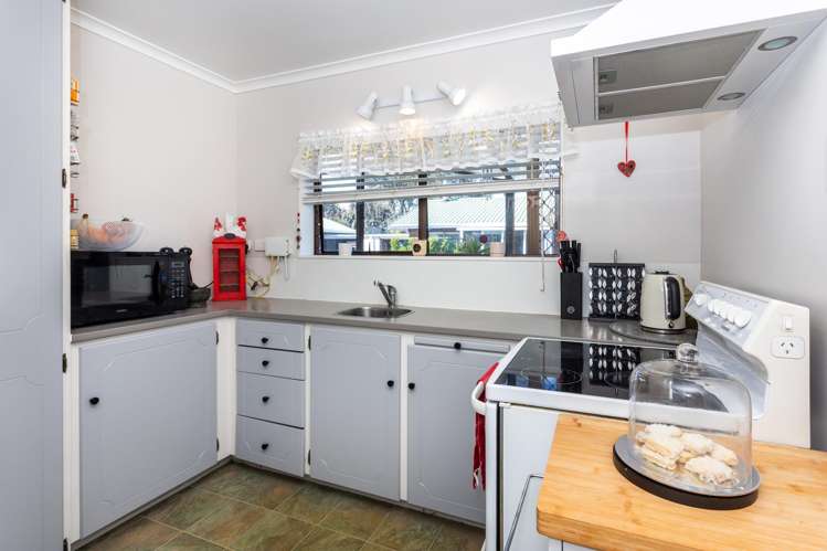 1/7 Gerald Stokes Avenue Helensville_6
