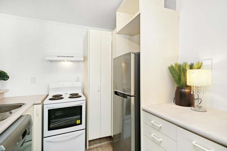 4/7 Raroa Road Lower Hutt_4