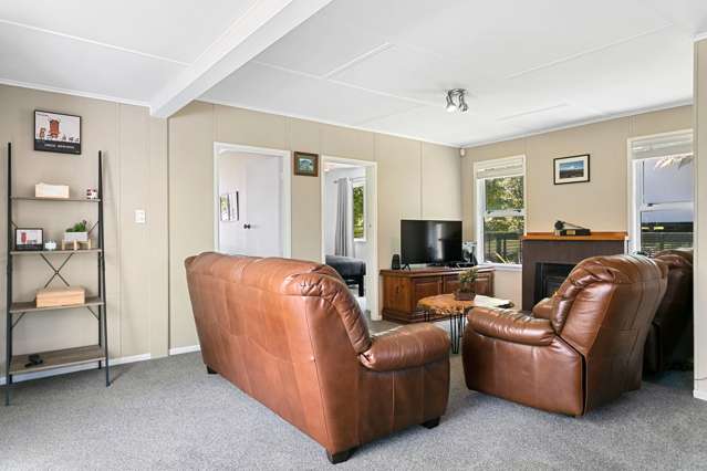 24 Gosling Grove Turangi_4