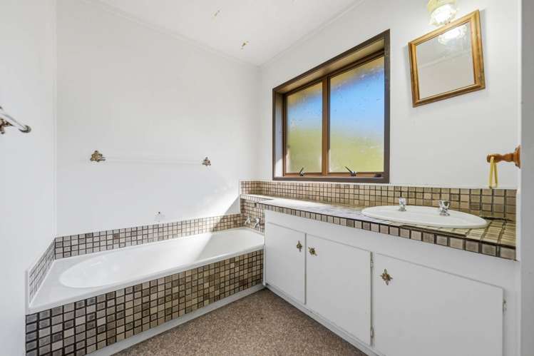 4a Cape Horn Road Hillsborough_12