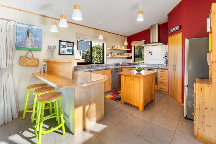 294 Pigeon Valley Road Wakefield_6