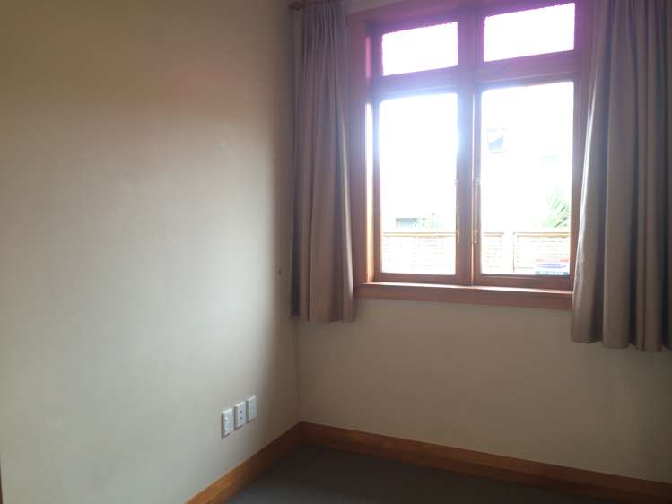 33a Western Hills Drive Kensington_14