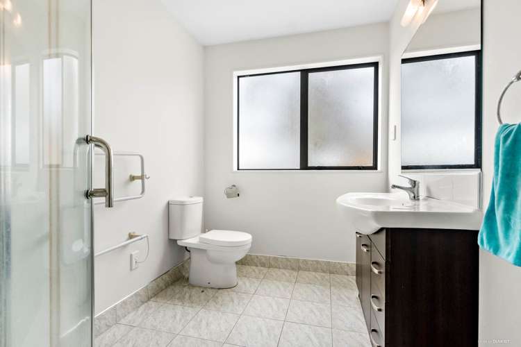 21 Masons Road Oteha_6