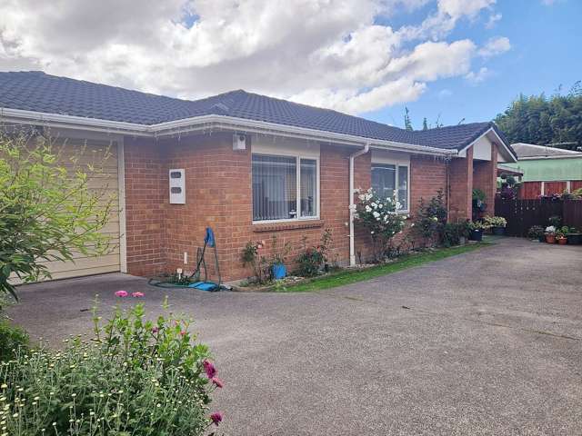 Charming 3-Bedroom Home in Mangere East
