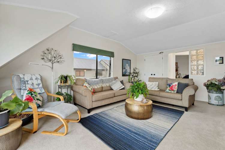 20 Dalmahoy Place Wattle Downs_12