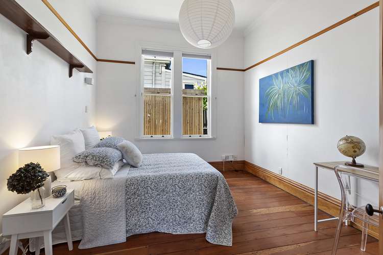 13 Angus Avenue Berhampore_10