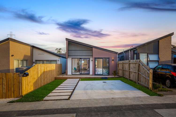 12 Taiororua Avenue Massey_15