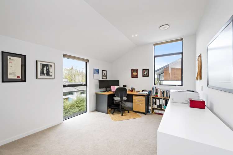 98 Merivale Lane Merivale_13