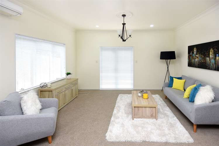 2/23a Hill Road Hillpark_3