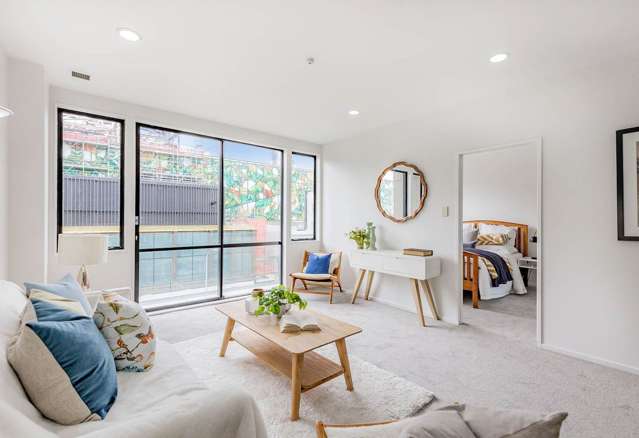 2F/72 Wellesley Street West Auckland Central_1