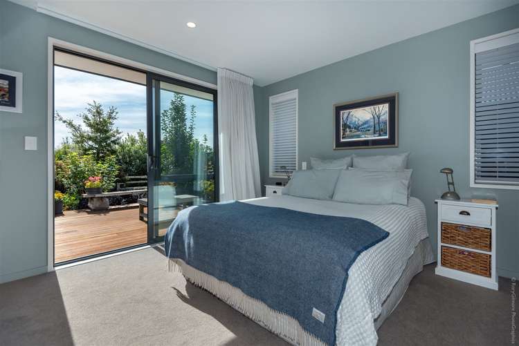 12 Eaton Place Lincoln_20