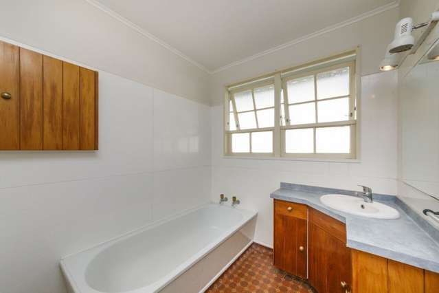 91 Bridge Street Bulls_3