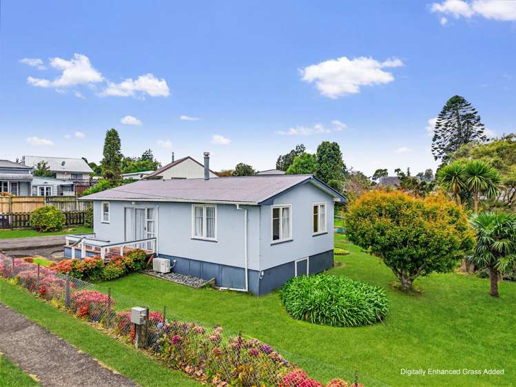 8 Gladstone Road Waihi_21