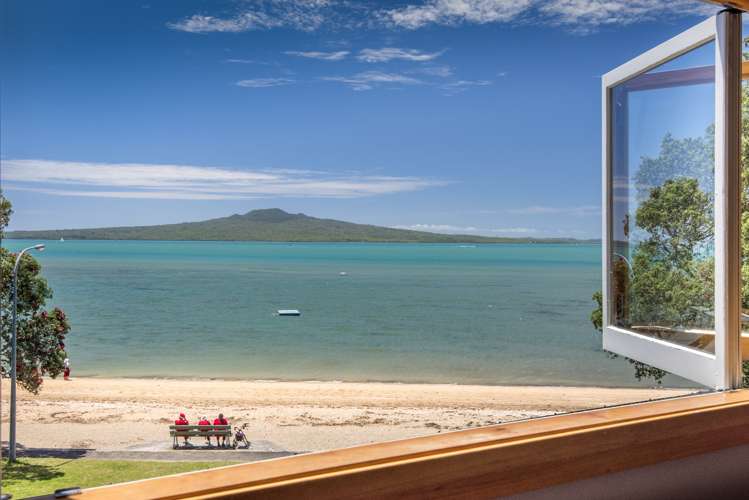 48 Cheltenham Road Devonport_9