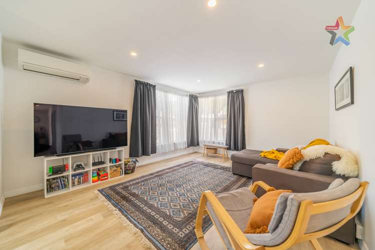 14 Young Grove Stokes Valley_9