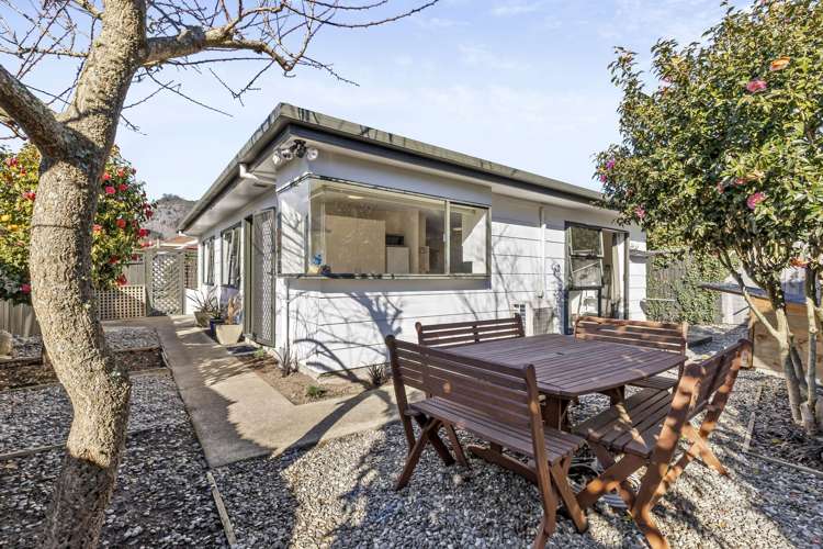 16b Emano Street_0