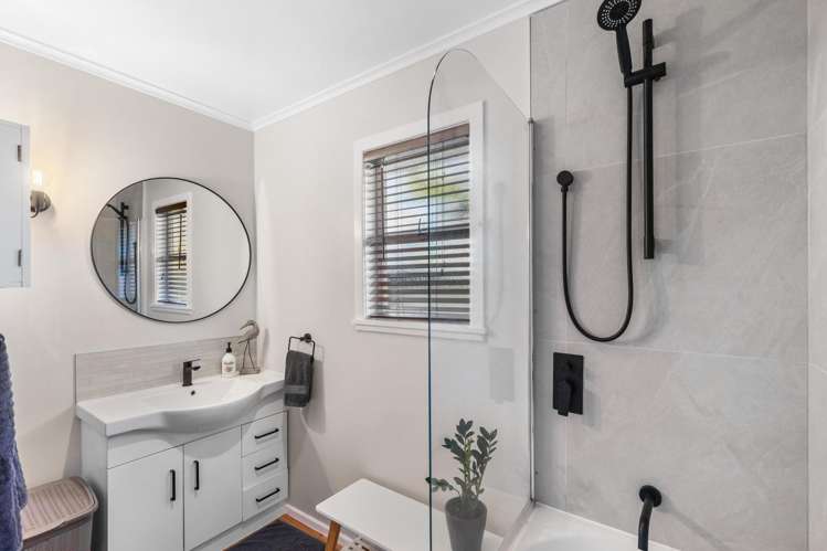 199 Waimumu Road Massey_15