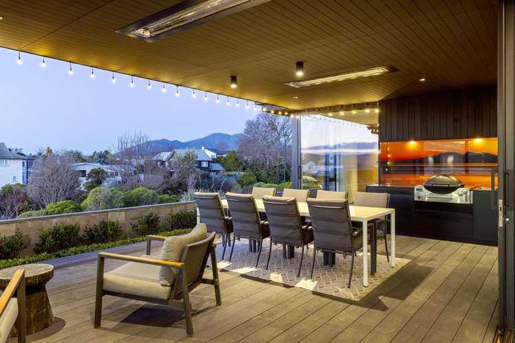 35 Pukenamu Road Rainbow Point_26
