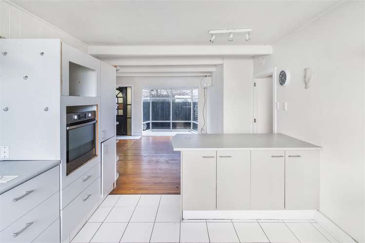 28 Heathcote Street Woolston_3