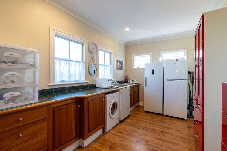 170 Foster Road Temple View_31