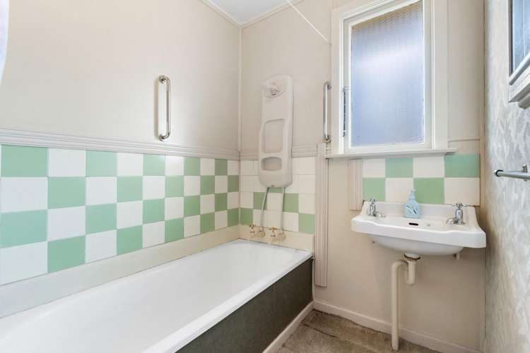 32 Herron Street Brockville_14