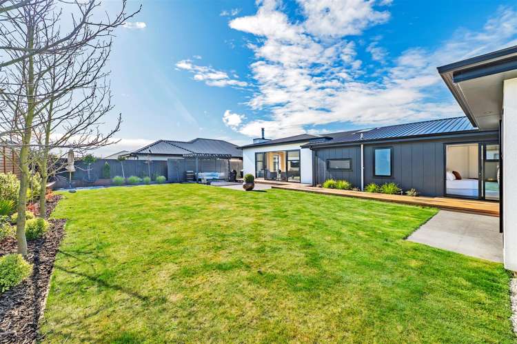 27 Candlesticks Crescent Lincoln_4