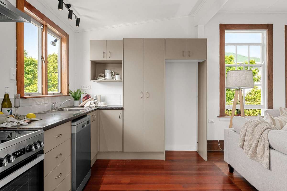 21 Makomako Street_2